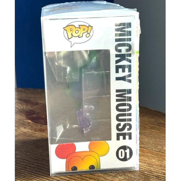 Mickey Mouse Funko Pop! Pride #01 w/ protector - Picture 2 of 5